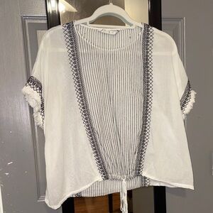Zara White and Black Patterned Blouse